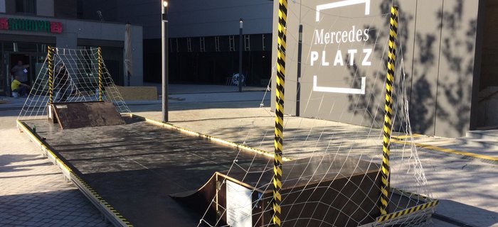 Mercedes-Benz-Platz Eröffnung
